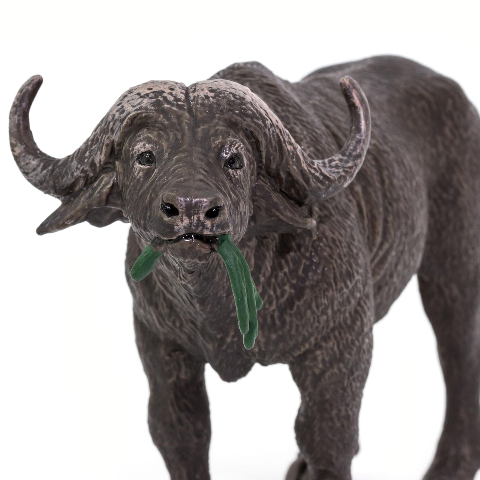 Safari Ltd. Cape Buffalo Figurine - Detailed 5" Plastic Model Figure - Fun Educational Play Toy for Boys, Girls & Kids Ages 3+