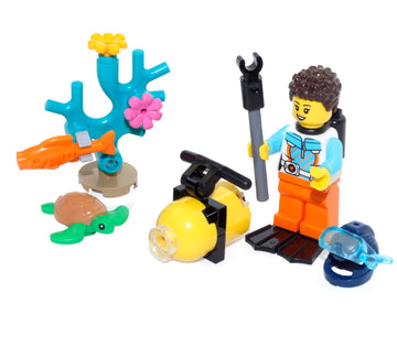 LEGO CITY Minifigure - Deep Sea Scuba Diver (with Turtle, Fish, and Sea Plant)
