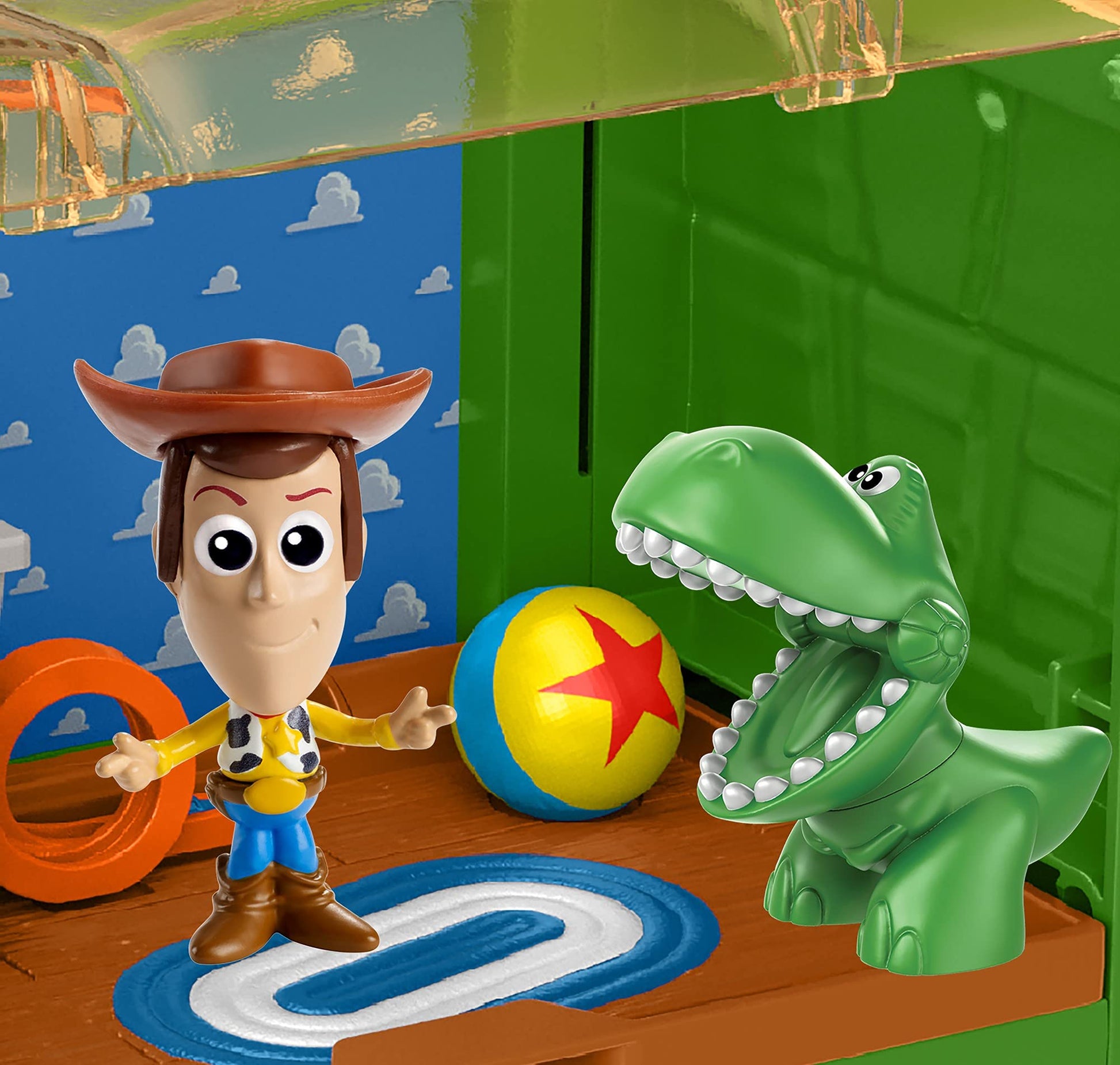 Disney and Pixar Minis Stackable Stories Toy Story Andy’s Room Toy, Detailed Movie Scene Case with 2 Mini Figures, Play Platform, Woody & Rex