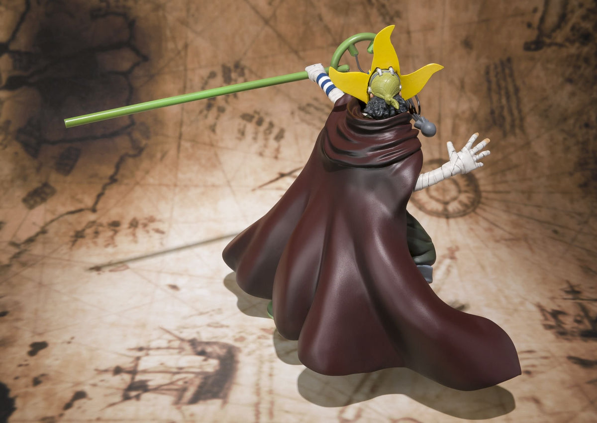 TAMASHII NATIONS Bandai Battle Version One Piece Figuarts Zero Sogeking Action Figure
