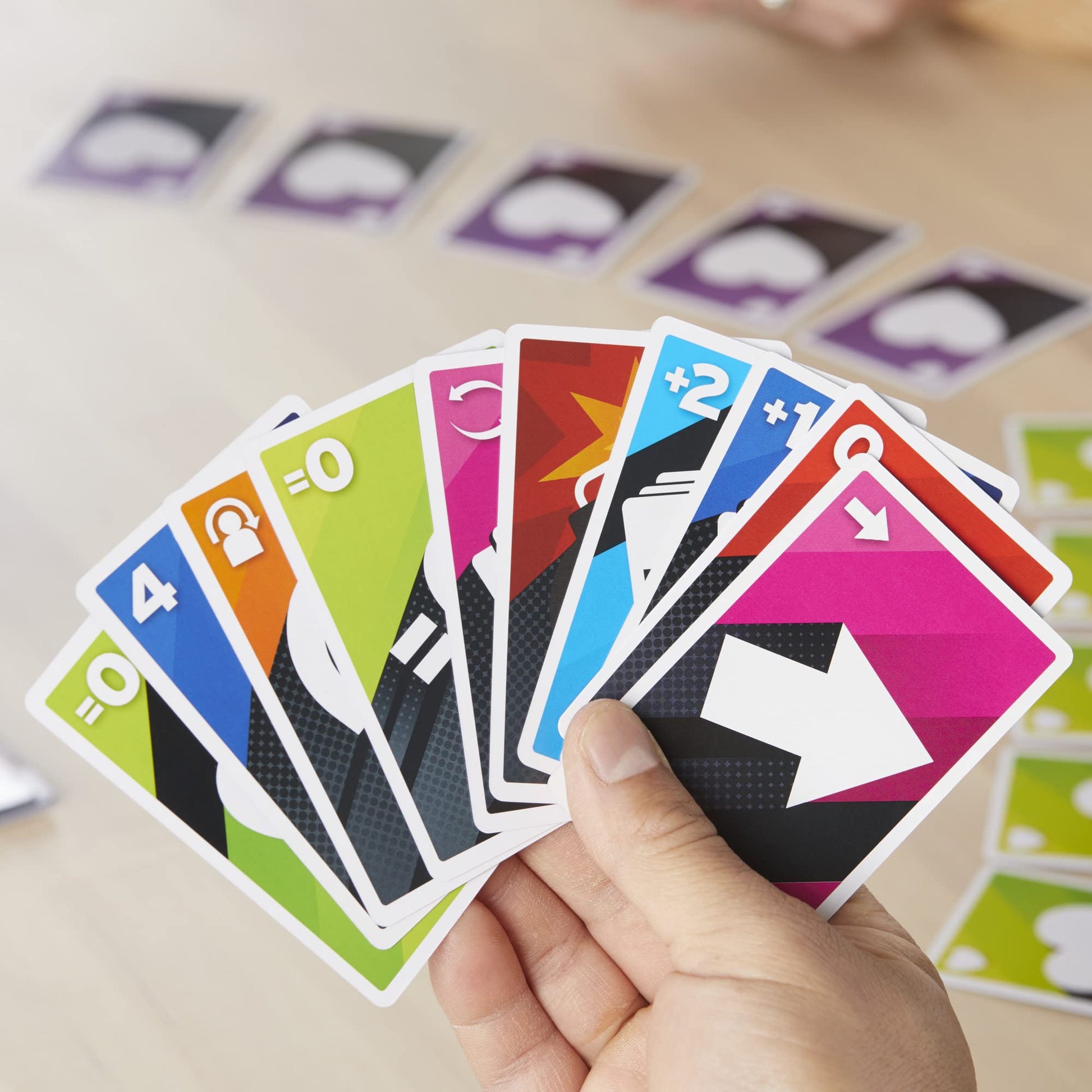 Hasbro Gaming 5 Alive Card Game, Fast-Paced Game for Kids and Families, Easy to Learn, 2 to 6 Players, Fun Summer Activities, Vacation Travel