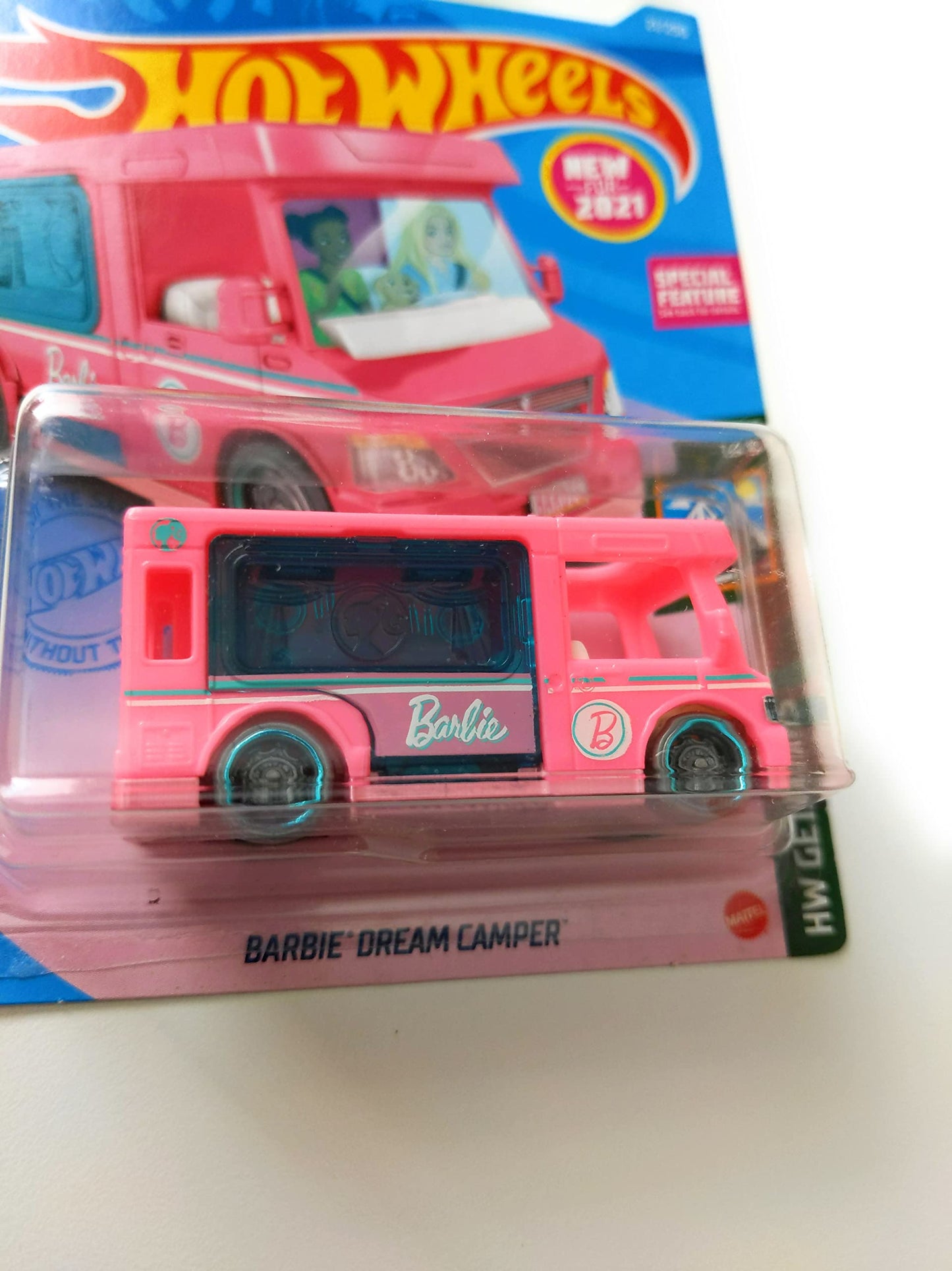 Hot Wheels Barbie Dream Camper 21/250