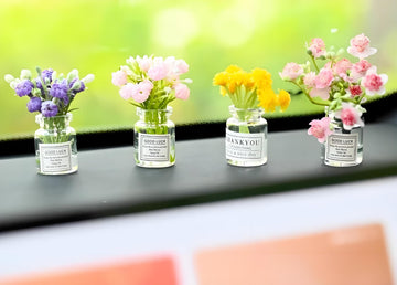2PCS Mini Smell The Fragrant Rabbit & Flower Vase Decorations - Handmade Resin Vases with Purple Jasmine for Micro Landscape, Automobile Interior, DIY