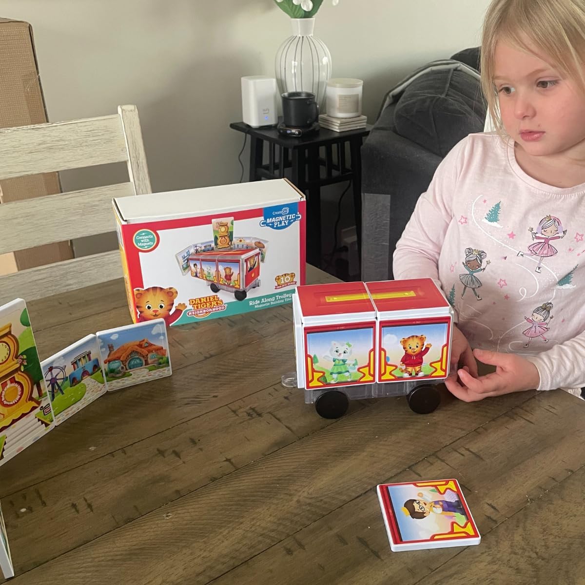 CreateOn Daniel Tiger’s Neighborhood: Neighborhood Trolley Magnetic Tiles Structure Set, Building Toys for Kids, Educational Stem & Montessori Tools