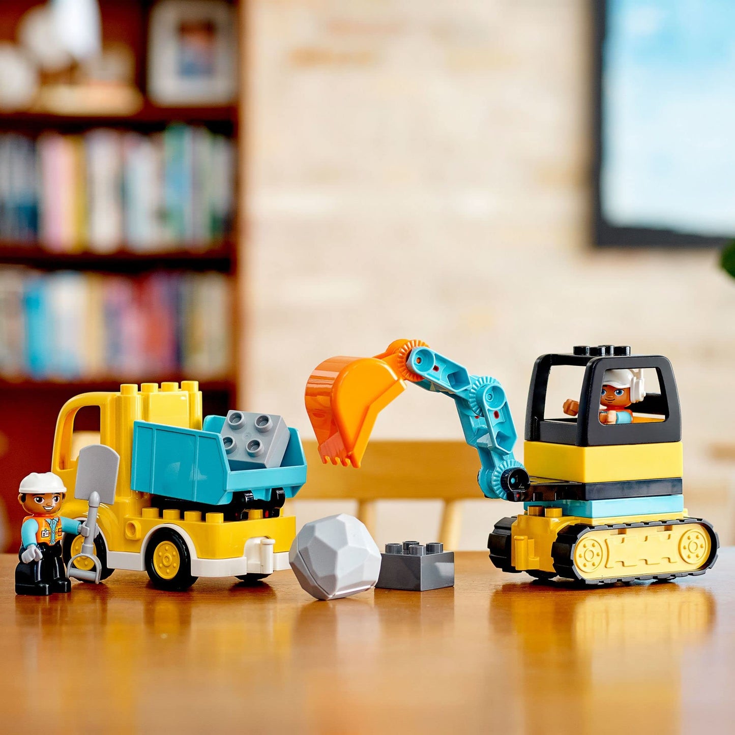 LEGO DUPLO Town Truck & Tracked Excavator Construction Vehicle 10931 Toy for Toddlers 2-4 Years Old Girls & Boys, Fine Motor Skills Development and