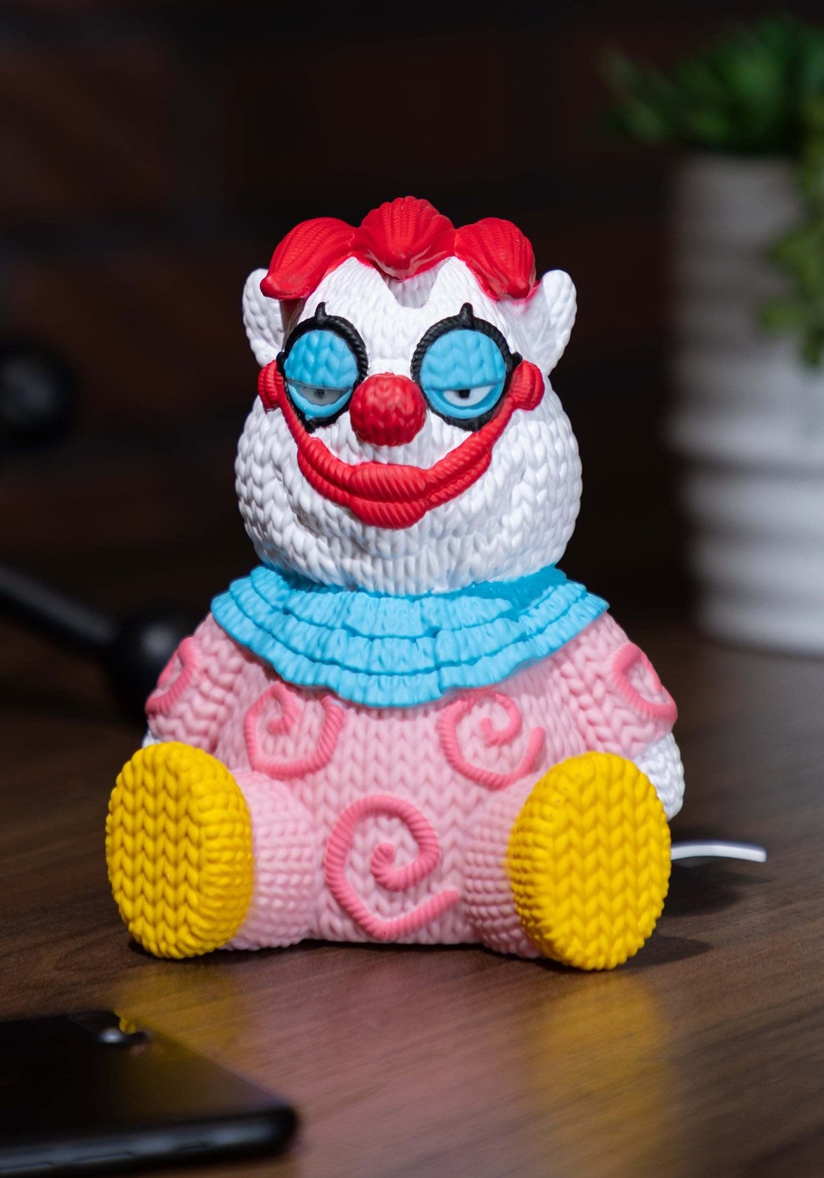Handmade by Robots - Killer Klowns from Outer Space - Chubby #084