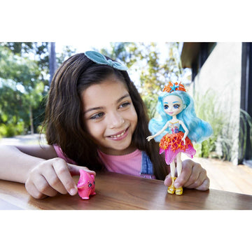Mattel Enchantimals Staria Starfish Doll (6-in) & Beamy Animal Friend Figure from Ocean Kingdom Collection, Small Doll with Removable Skirt