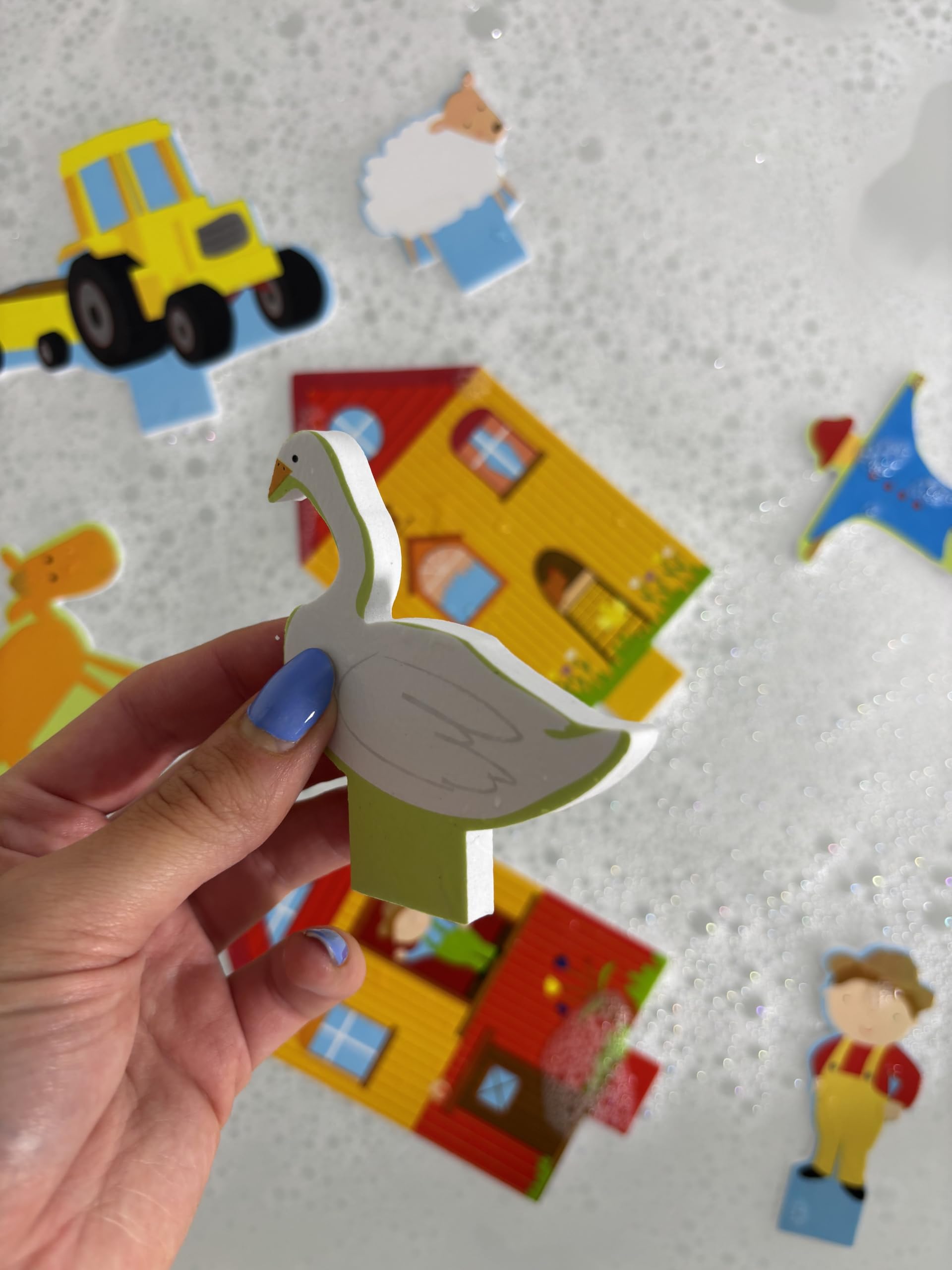 Buddy & Barney: Bath Time: Build & Play - On The Farm - Floating 3D Foam Stickers, Interactive Animal Scene, Suction Cup Mesh Bag, Water Toy, Kids 3+