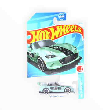 Hot Wheels 1:64 Scale Green 2024 Mazda MX-5 Miata Die-Cast Car - Mainline (2024) 69/250