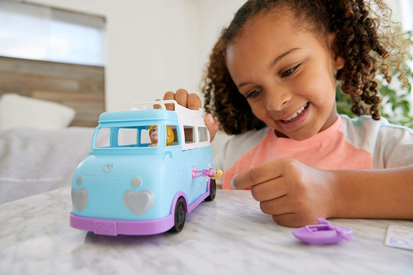Polly Pocket Glamping Van with Dual Camping for 3-inch Polly Doll & Micro Polly Doll; Van Opens to Living Area & Trunk Opens to Micro Living Area Plus