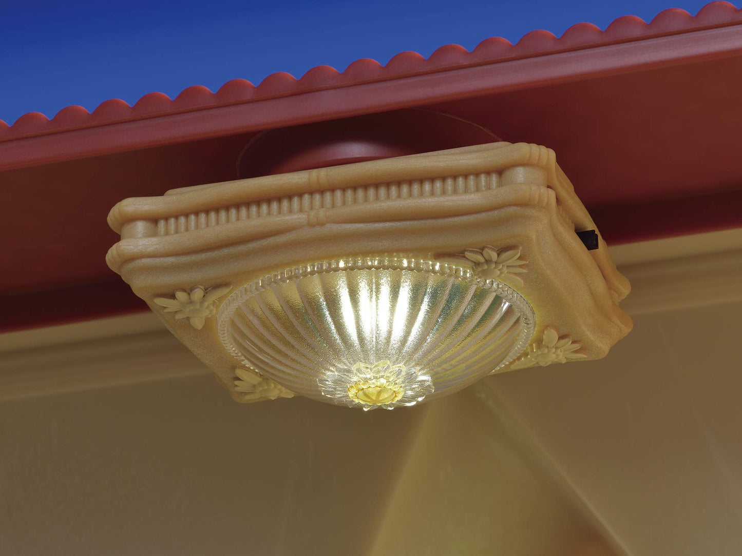 Calico Critters - Ceiling Light Accessory - Dollhouse Furniture & Accessories - Kids Pretend Play Toy, Miniature Dollhouse Lighting Accessory, Ages 3+