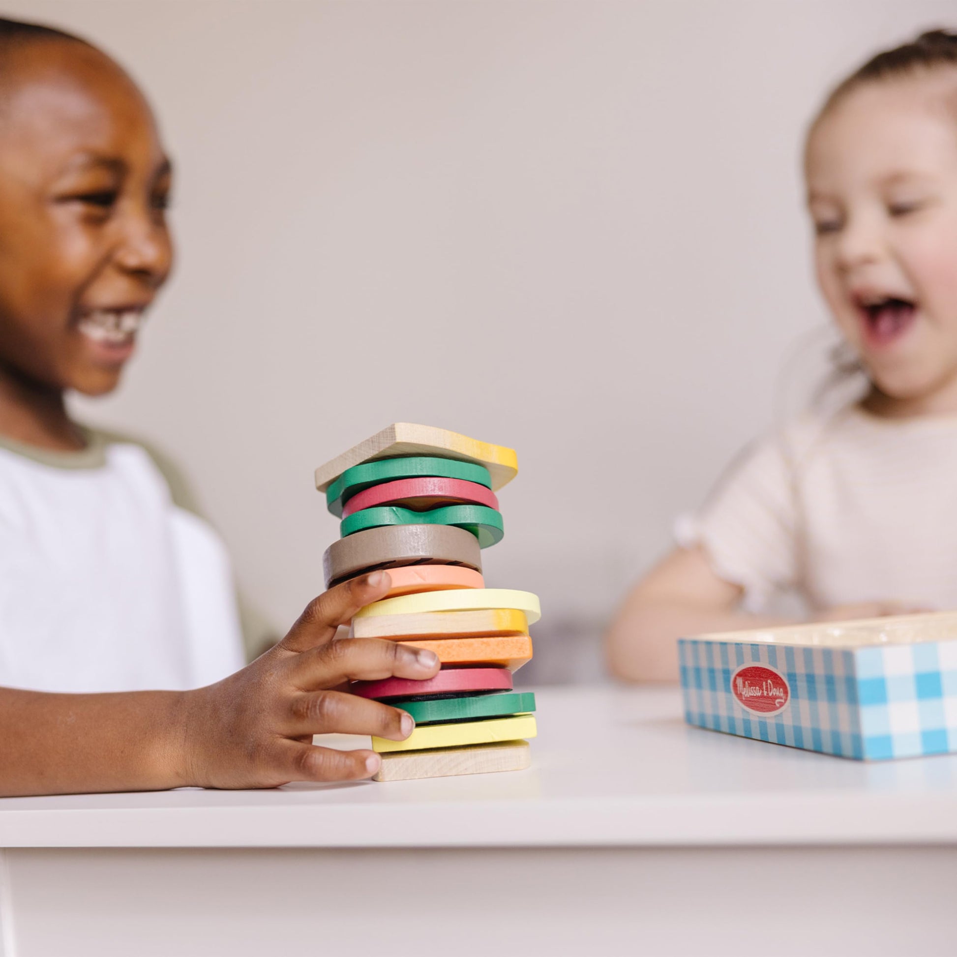 Melissa & Doug Wooden Sandwich-Making Pretend Play Food Set Food Toys for Kids Play Kitchen for Ages 3+