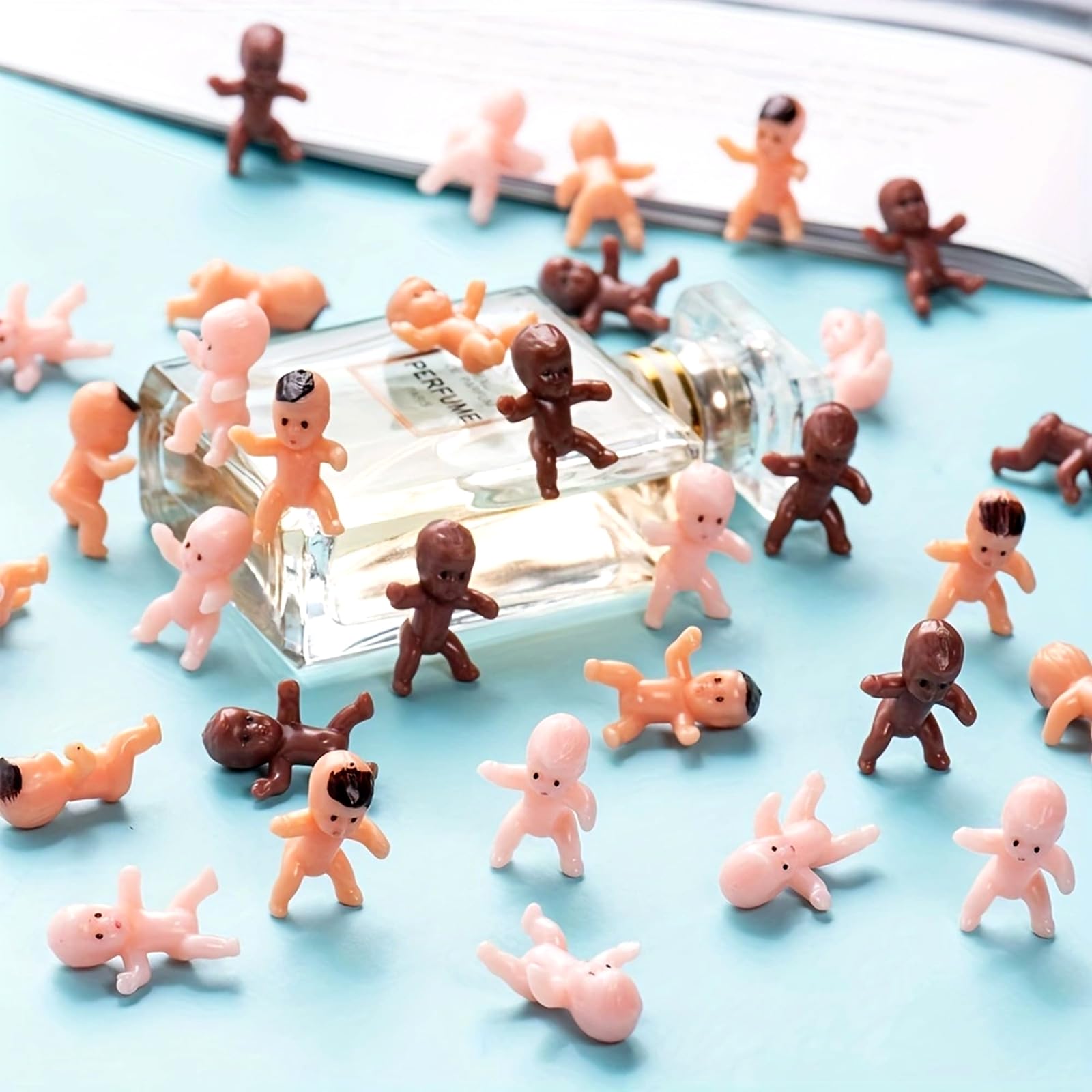 JUXINDA 72 Baby Shower Ice Cube Game Mini Plastic Baby/Party King Cake Toppers (Latin+Black)