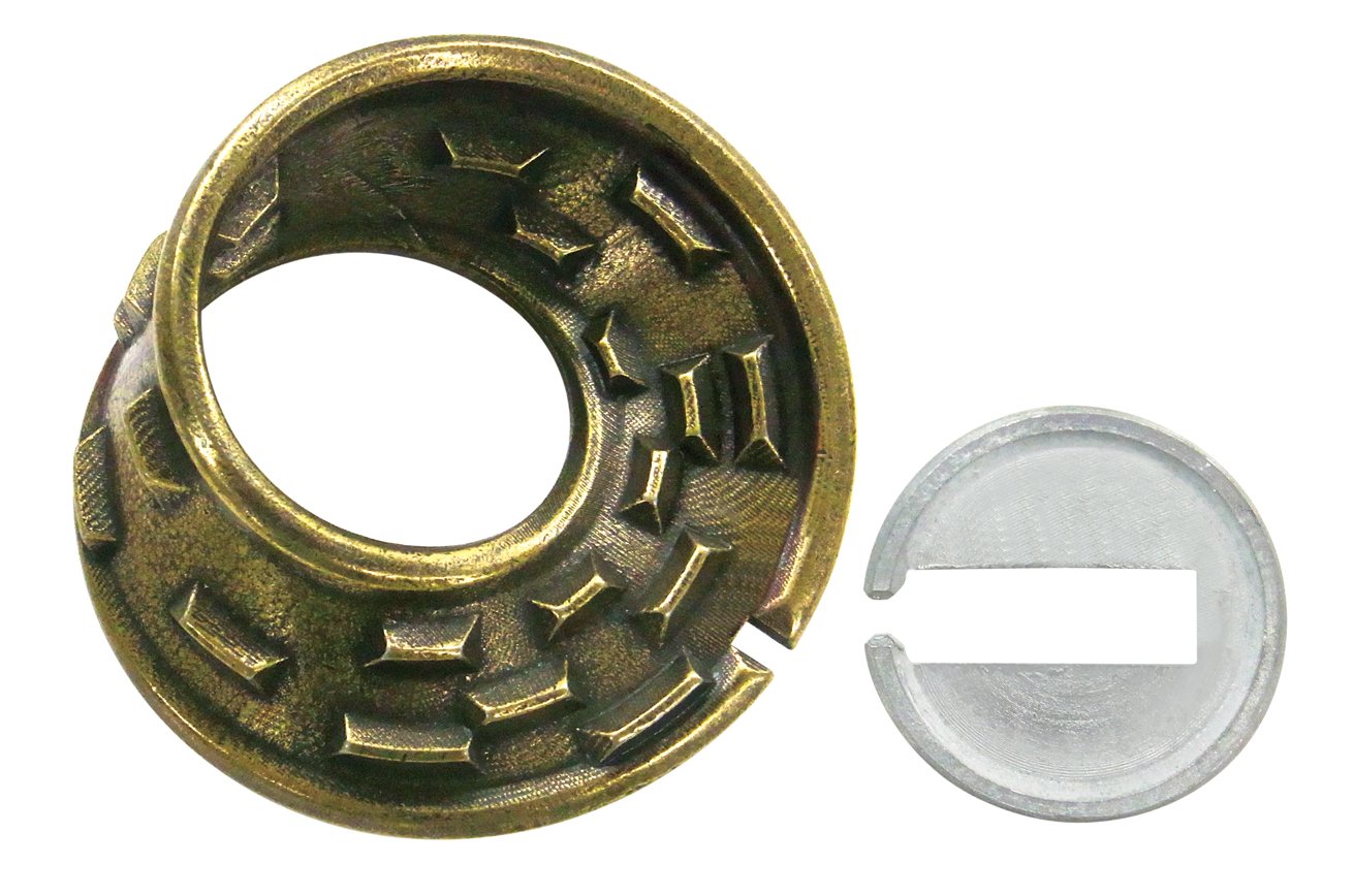 Cast Puzzle Mobius [Difficulty Level 4] by Hanayama