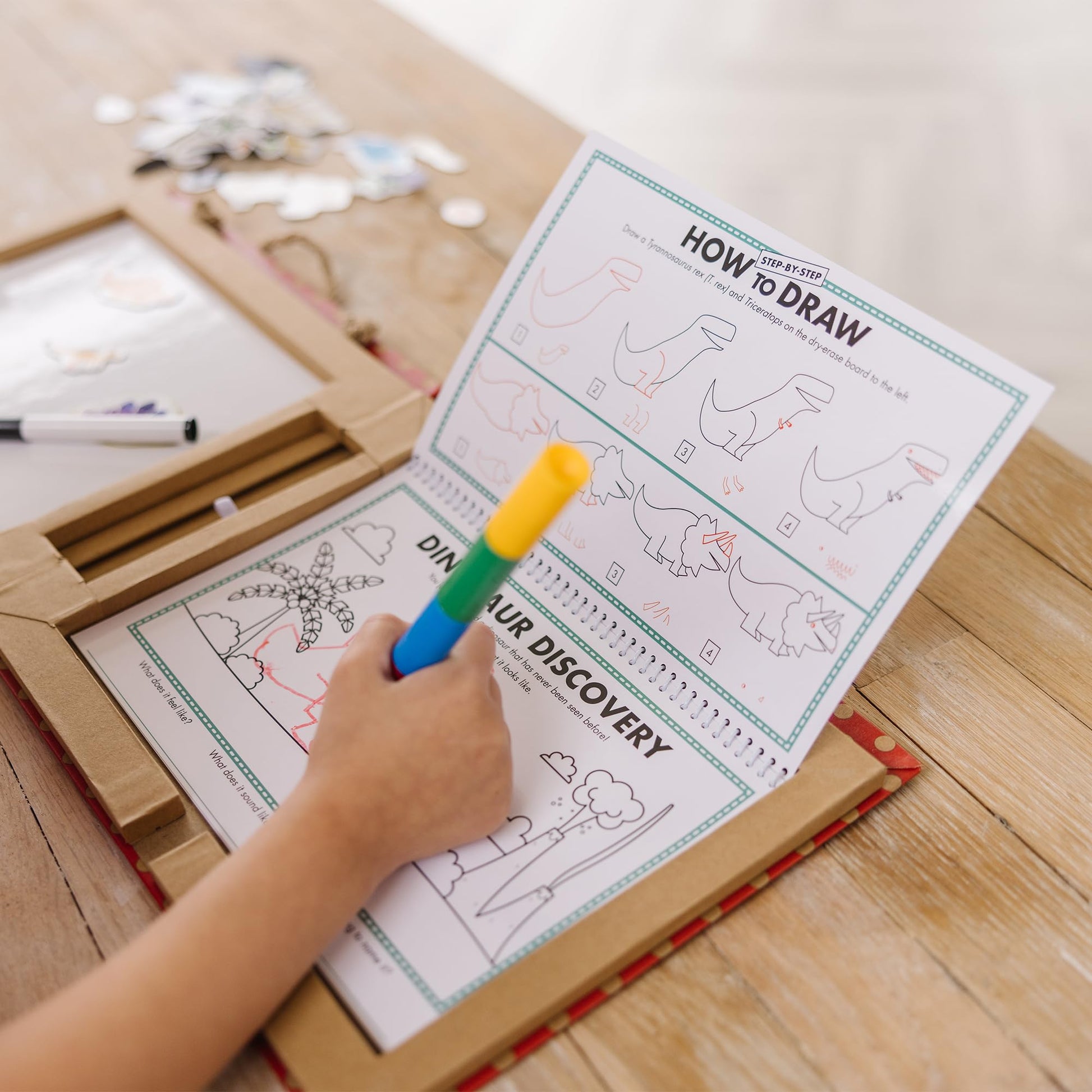 Melissa & Doug Play Draw Create Dinosaurs, Reusable Magnet & Drawing Kit