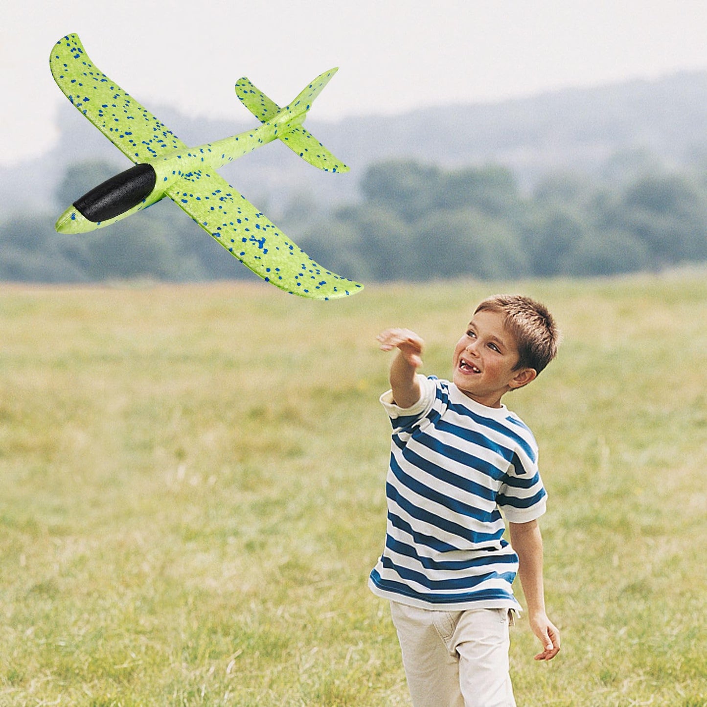 PUREZON Foam Airplane Toy, 4 Pack, 17 Inch, 4 Colors