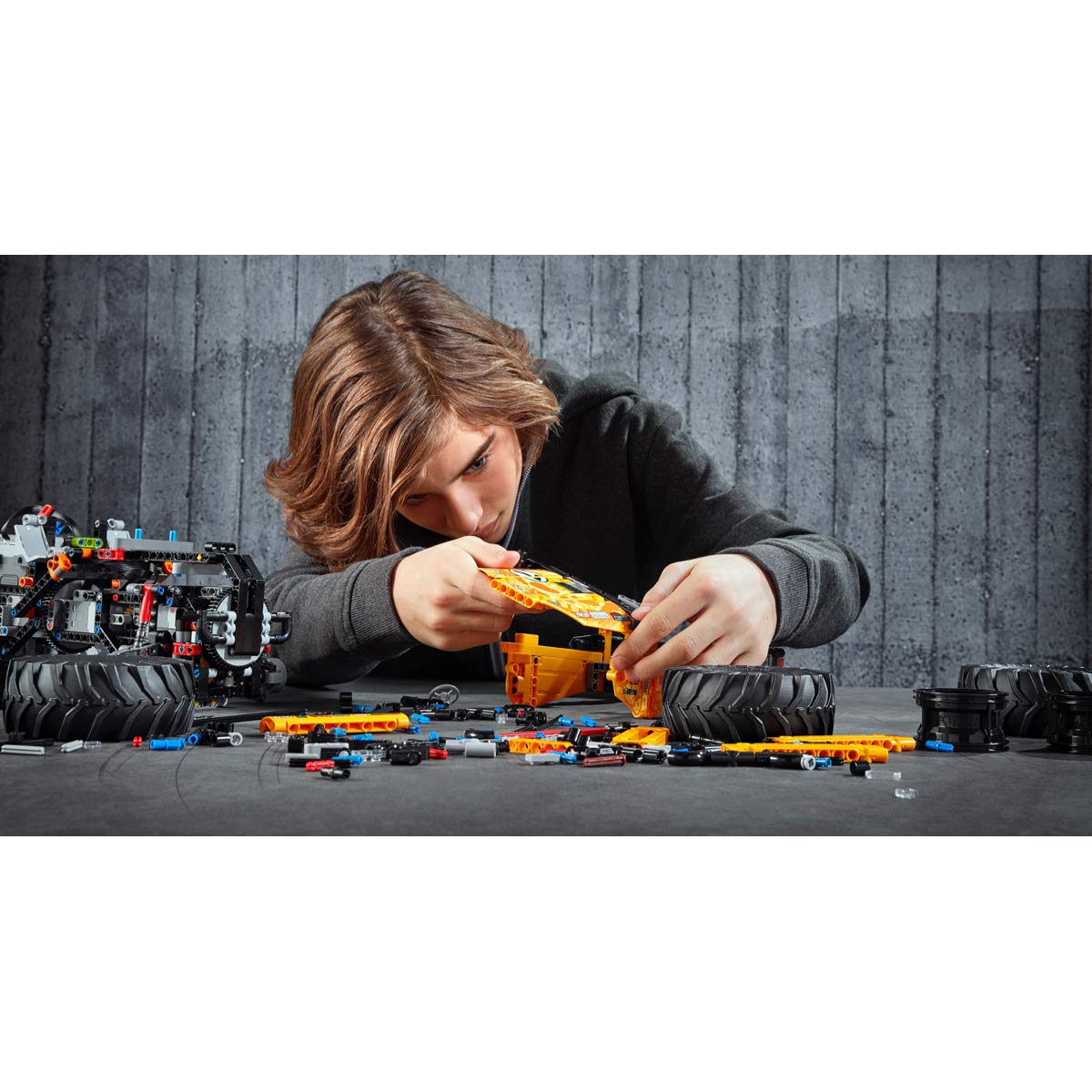LEGO Technic 4x4 X treme Off Roader 42099 Building Kit (958 Pieces)