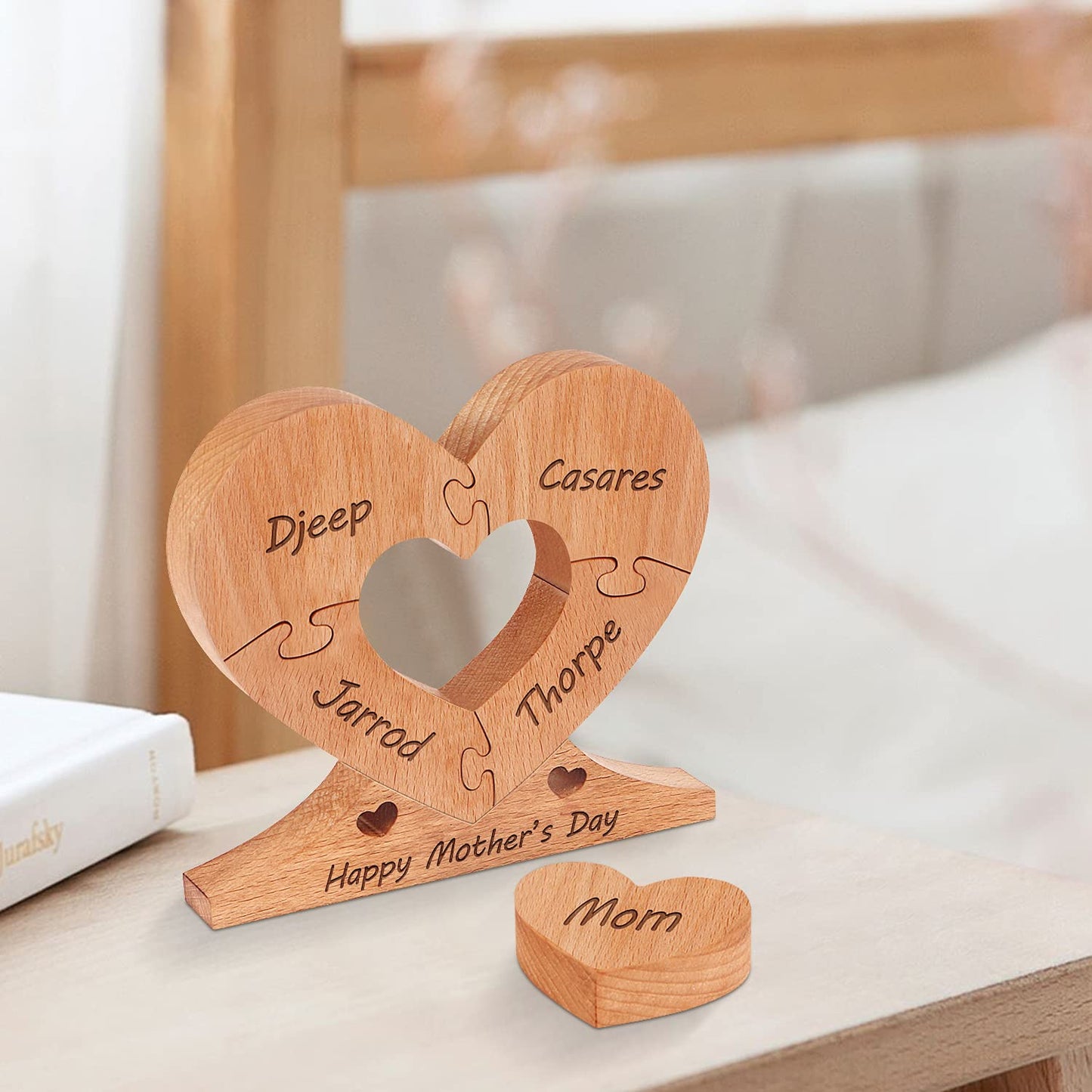 Custom Wooden Name Heart Puzzle, Personalized Art Text with 1-8 Family Name Heart Puzzle, Perfects Home Decoration Mother's Day Birthday Gifts for Mom