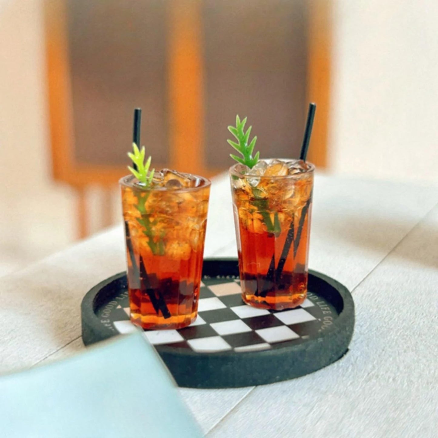 Miniature Ice Coffee Cup, Dollhouse Mini Iced Tea, Miniature Drinks, Set Filled Iced Tea Glass, for Dollhouse Miniature Kitchen Food Diorama Supplies