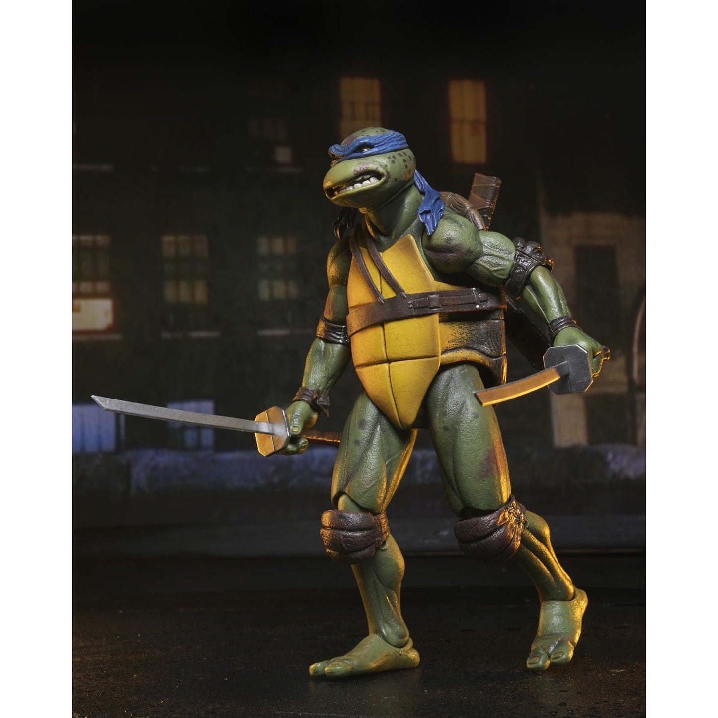 NECA Teenage Mutant Ninja Turtles Leonardo and Shredder Action Figures, 2-Pack with Accessories, Collectible Set