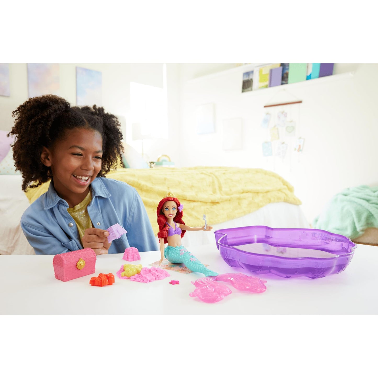 Mattel Disney Princess Toys, Ariel Mermaid Doll & Pool Set with Moldable Sand, 3 Molds & 6 Accessories, Inspired by The Little Mermaid Movie