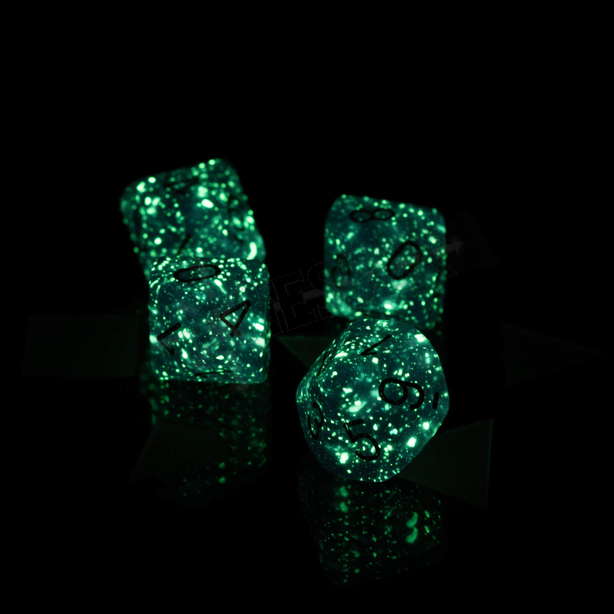 Chessex Borealis Icicle Luminary 10 x D10 Dice Set CHX27381, Medium
