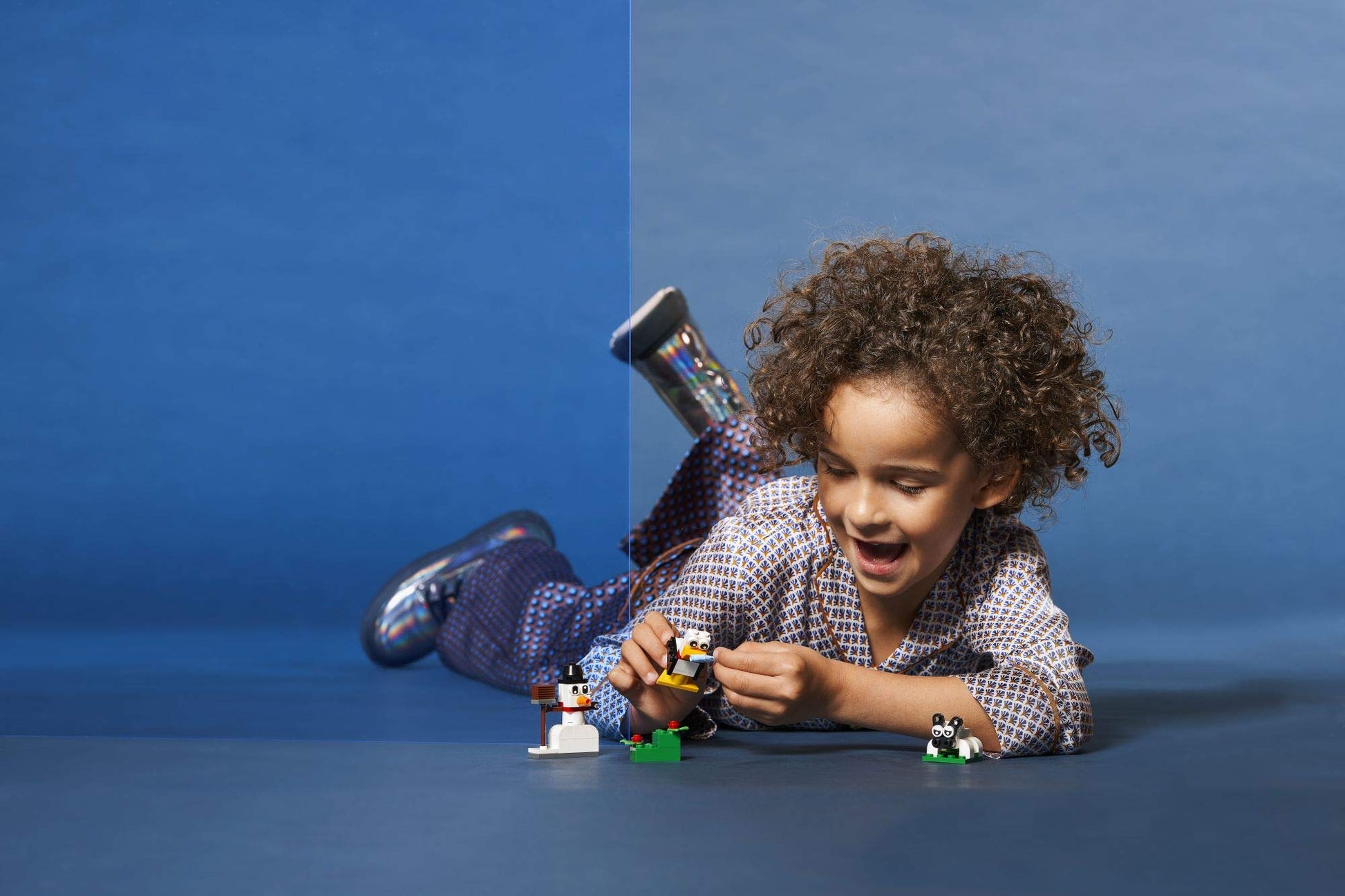 LEGO Classic Creative White Bricks 11012 Building Kit; Toy Building Set for Creative Play with 3 Build Ideas, Including a Snowman, Sheep and Seagull