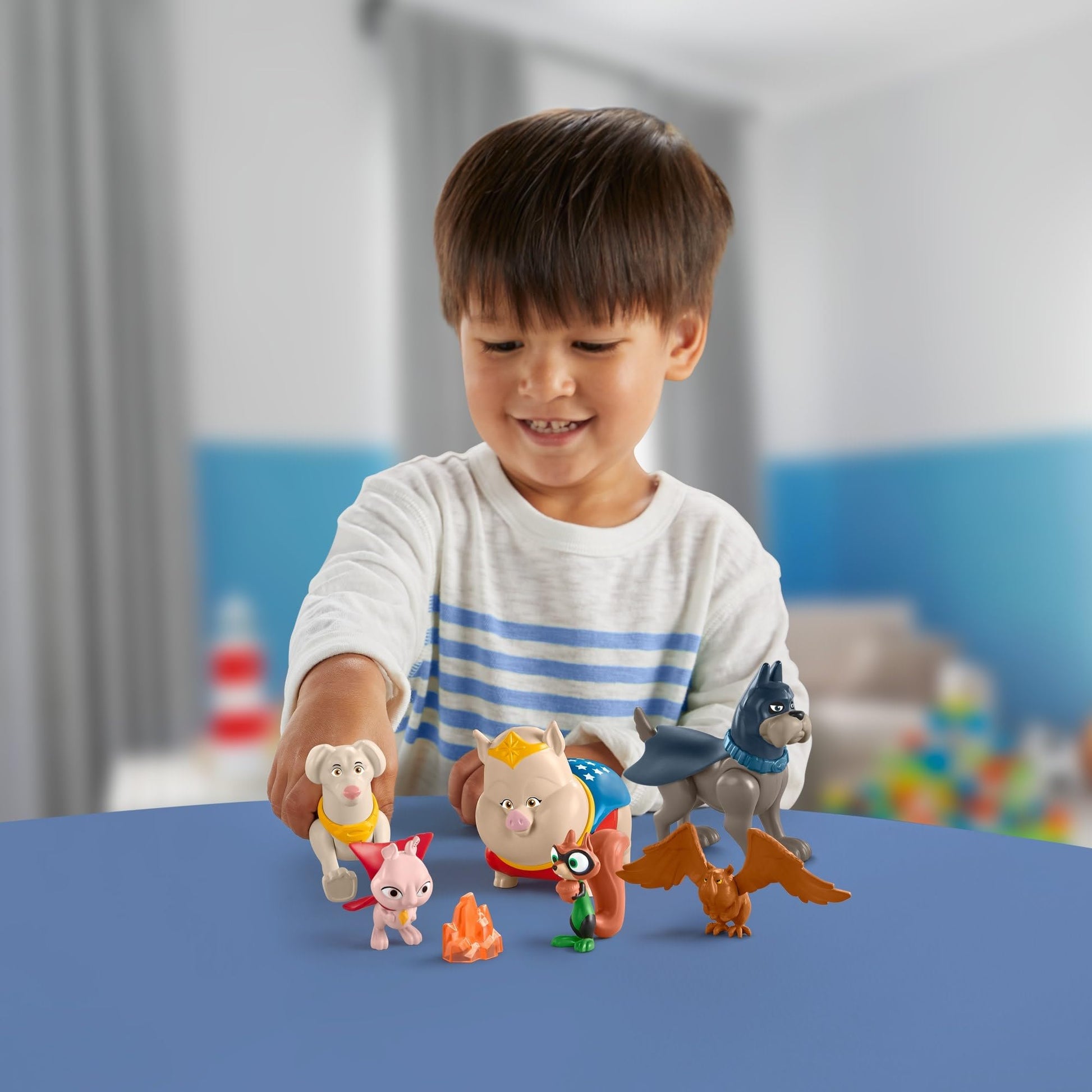 Fisher-Price DC League of Super-Pets Preschool Toys Figure Multipack, Krypto Ace PB Chip Pigasus & Lulu for Pretend Play Kids Ages 3+ Years
