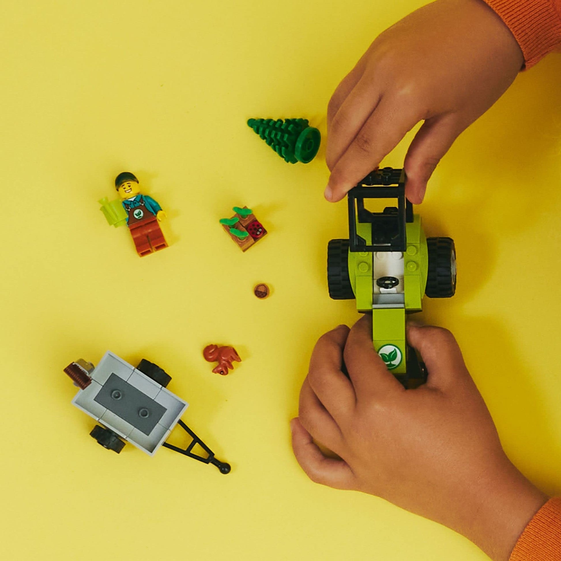LEGO City Park Tractor 60390, Toy with Trailer for Kids Ages 5 Plus, Farm Vehicle Construction Set with Animal Figures and Gardener Minifigure, Gift
