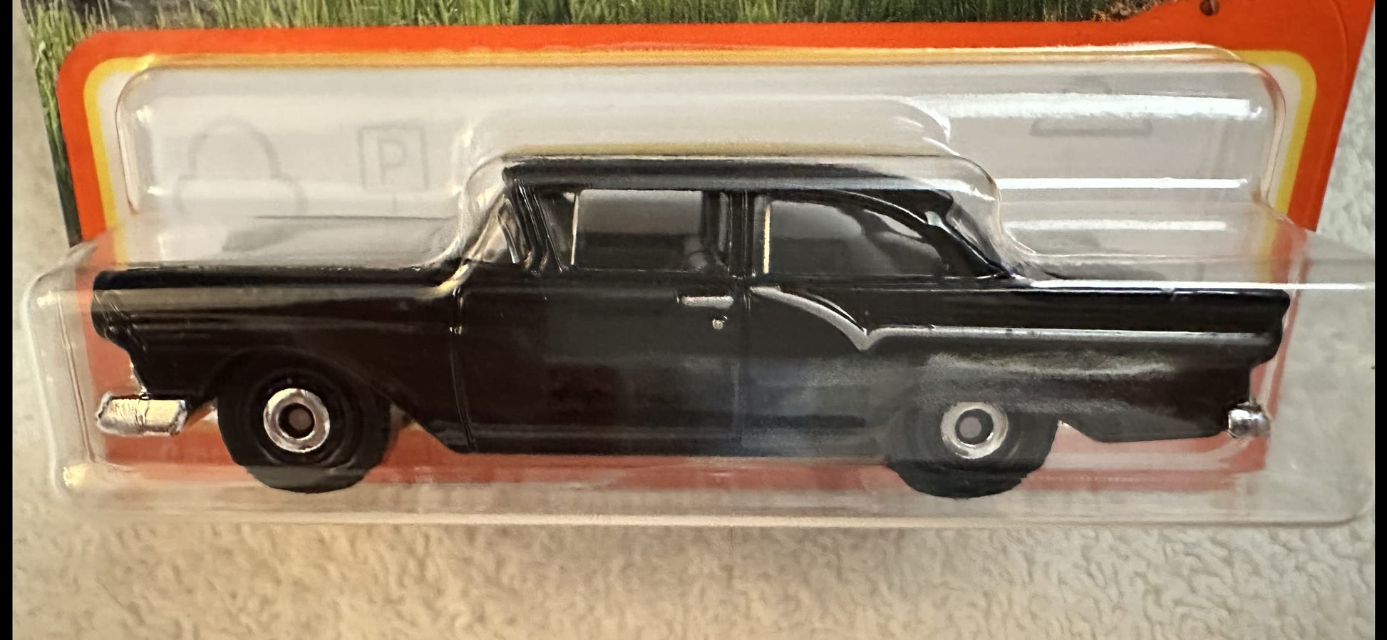 Matchbox Ford Custom 300