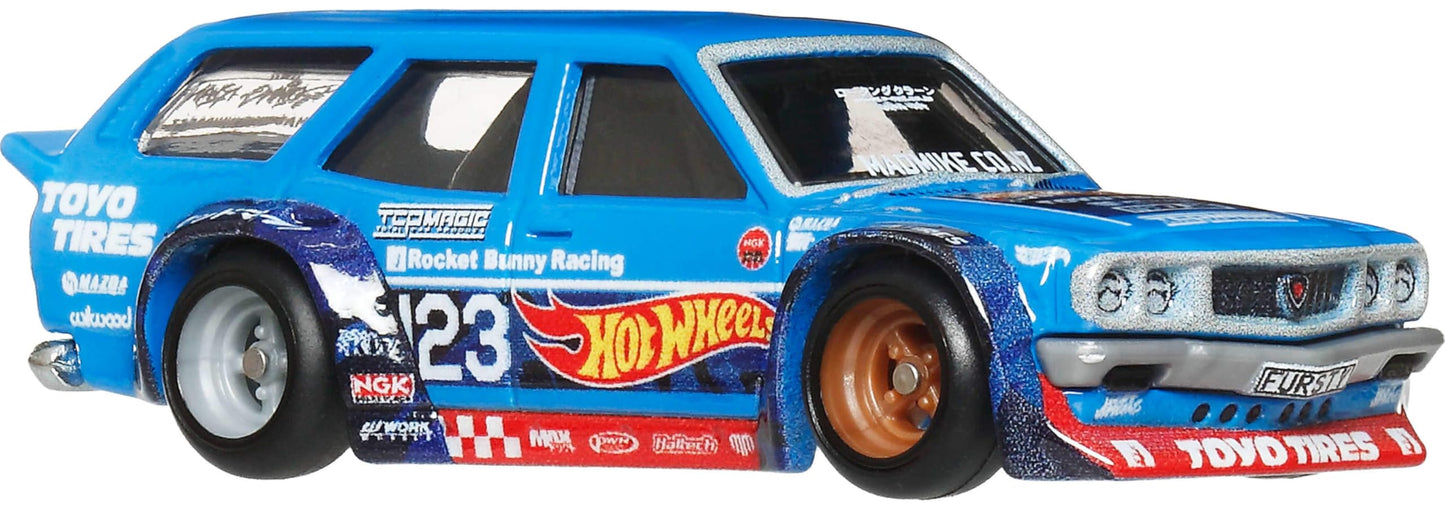 Hot Wheels Premium Car Culture Collectible Toy Car, 1:64 Scale Die-Cast 2005 Mitsubishi Evo IX Wagon, Fast Wagons Vehicle with Real Riders Tires