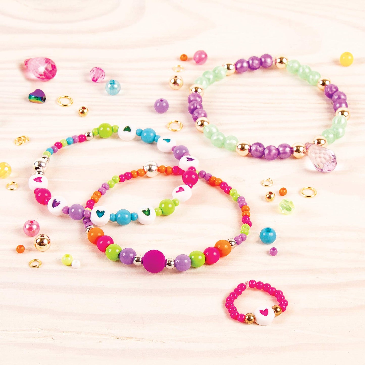 Make It Real - Ultimate Bead Studio. DIY Tween Girls Beaded Jewelry Making Kit. Arts and Crafts Kit Guides Kids to Design and Create Beautiful