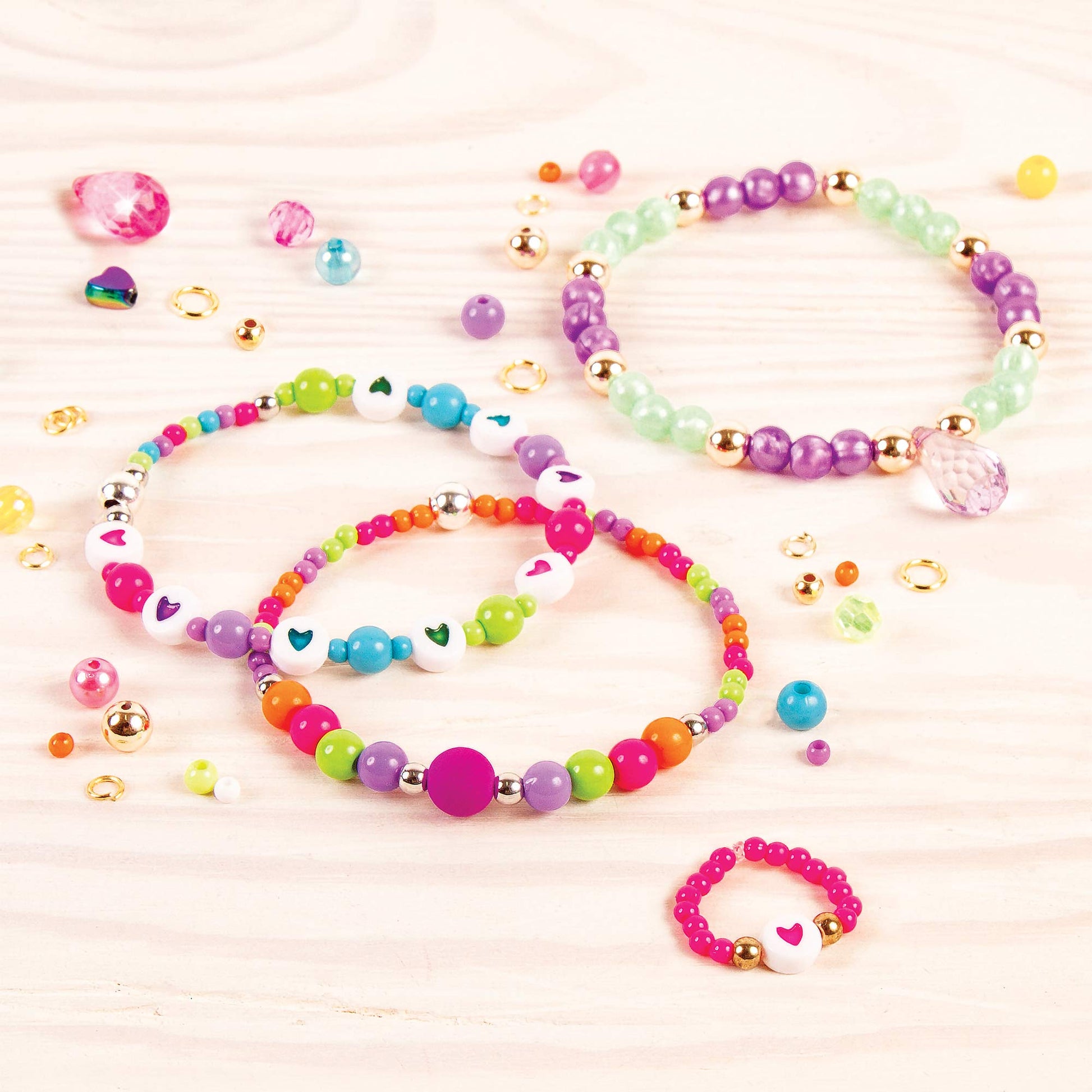 Make It Real - Ultimate Bead Studio. DIY Tween Girls Beaded Jewelry Making Kit. Arts and Crafts Kit Guides Kids to Design and Create Beautiful