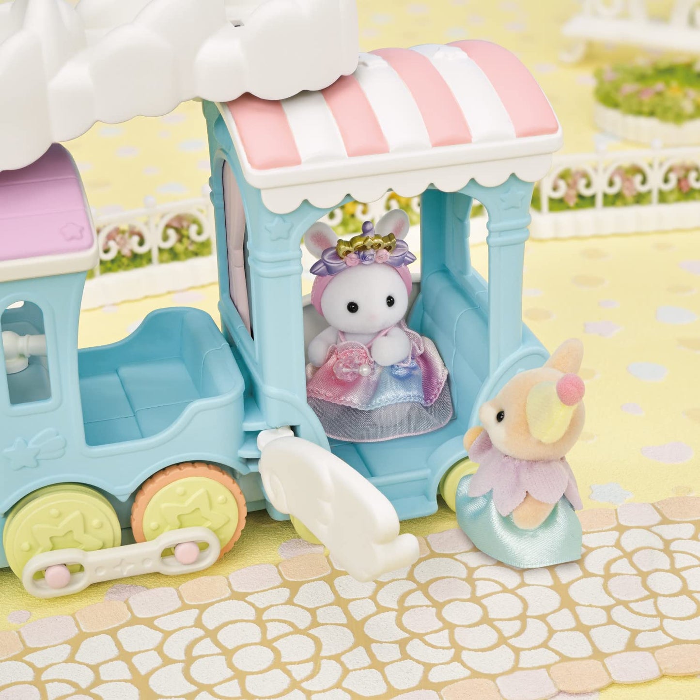 Calico Critters - Floating Cloud Rainbow Train - Calico Land Amusement Series - Kids Pretend Play Toy, Miniature Vehicle & Accessories Set, Ages 3+