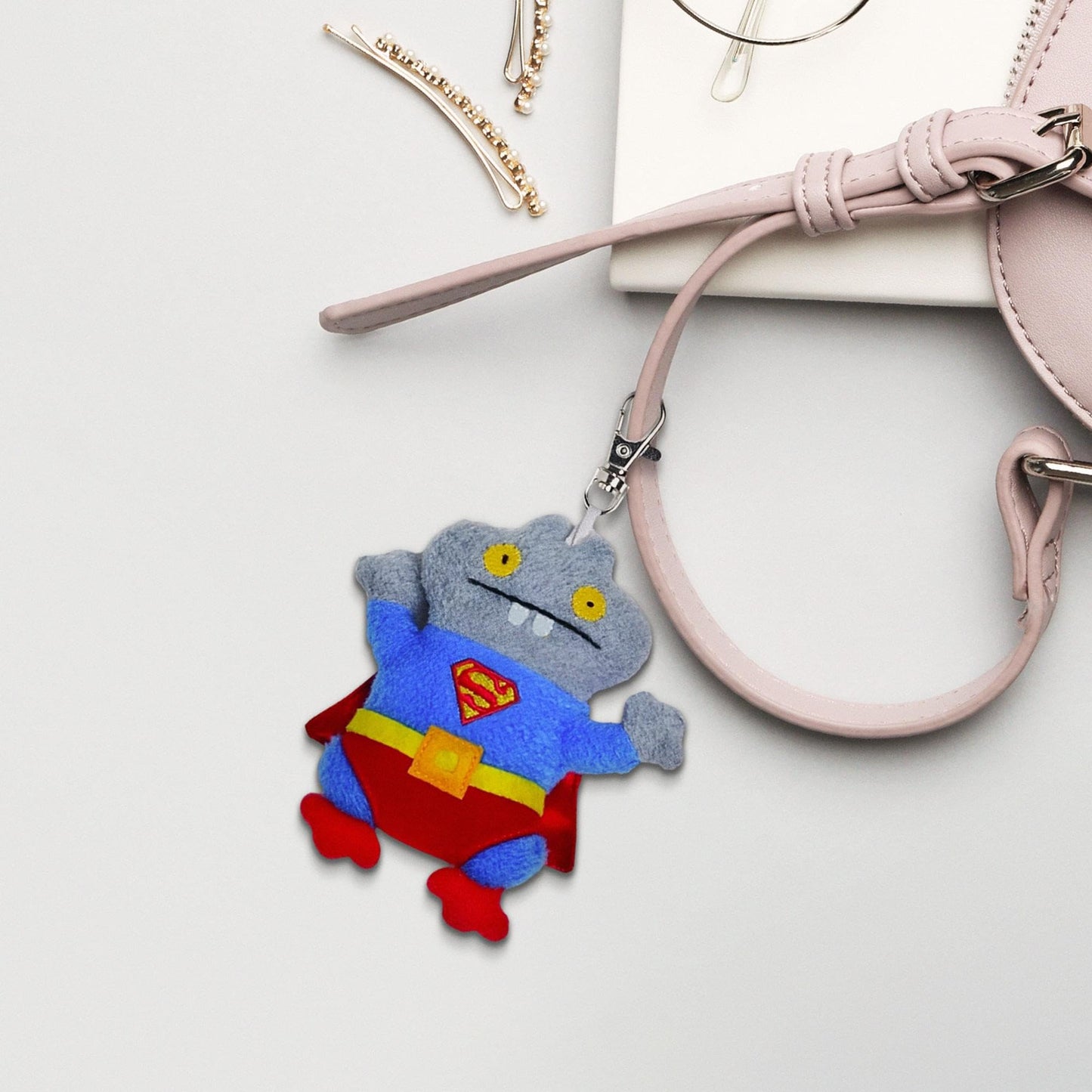 Uglydoll DC Comics l Babo Superman Backpack Clip
