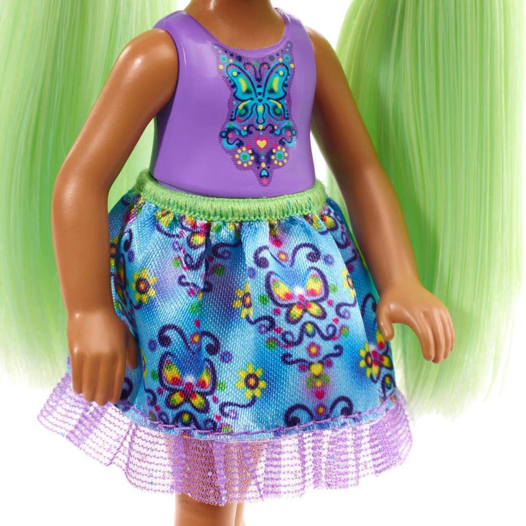 Barbie Dreamtopia Chelsea Sprite Doll, 7-inch, with Green Hair Wearing Fashion and Accessories, Multi (GJJ95)