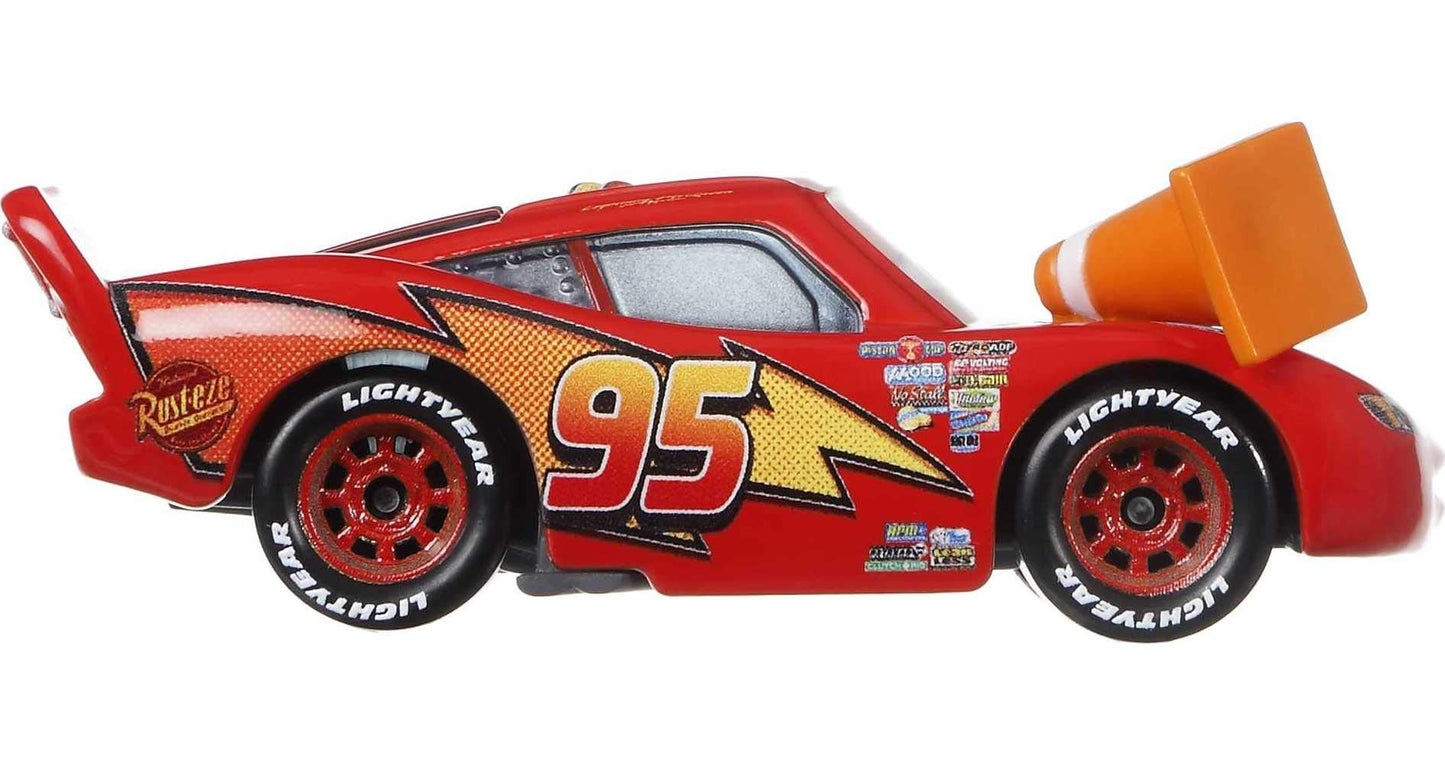 Disney Car Toys Lightning McQueen with Cone, Miniature, Collectible Racecar Automobile Toys Based on Cars Movies, for Kids Age 3 and Older, Multicolor