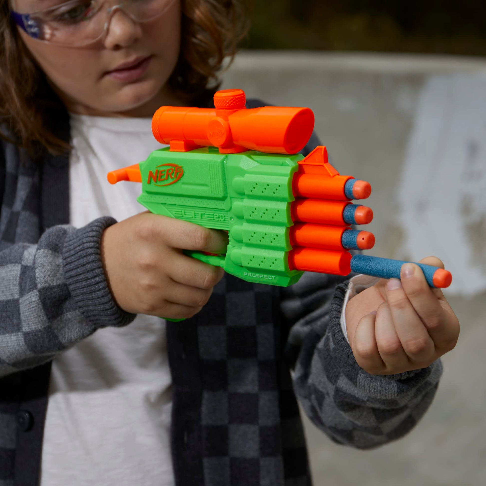 Nerf Elite 2.0 Face Off Target Set, Includes 2 Dart Blasters & Target & 12 Elite Nerf Darts, Toy Foam Blasters for Kids Outdoor Games