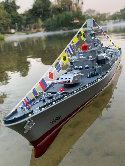 Ssccgym 23.6" Inch Remote Controlled Warship Battleship 10km/h 4WD 2.4G RC Controlled Ship 1:390 Scale On Water Lakes Pools Exhibits Models for 14Y+