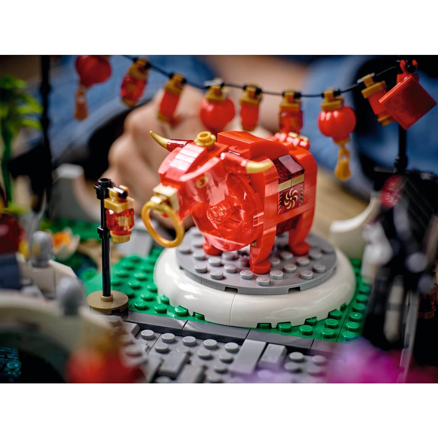 LEGO Spring Lantern Festival 80107 Building Kit; Collectible Lunar New Year Gift Toy for Kids, New 2021 (1,793 Pieces)