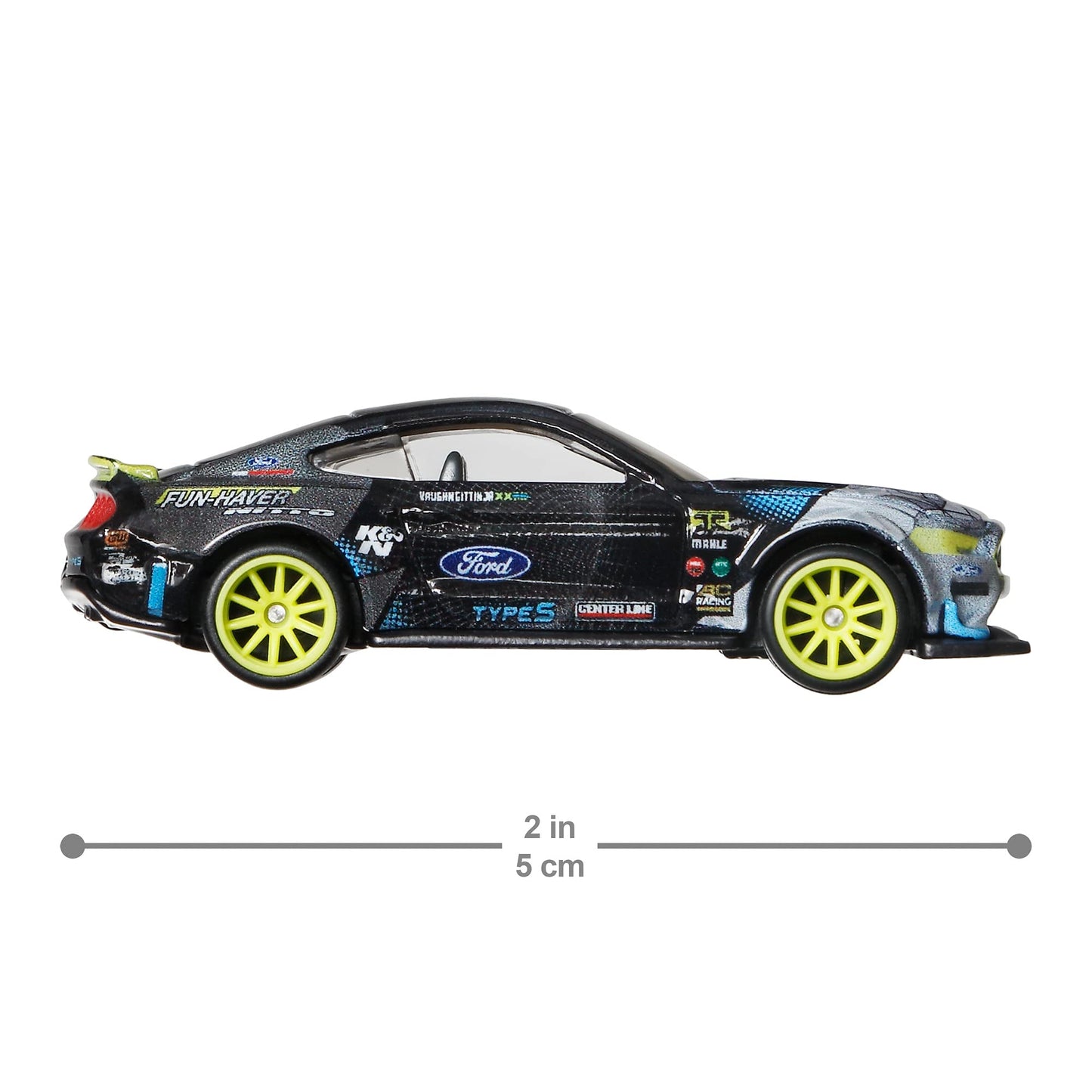 Hot Wheels Car Culture Circuit Legends Vehicles for 3 Kids Years Old & Up, Premium Collection of Car Culture 1:64 Scale Vehicles