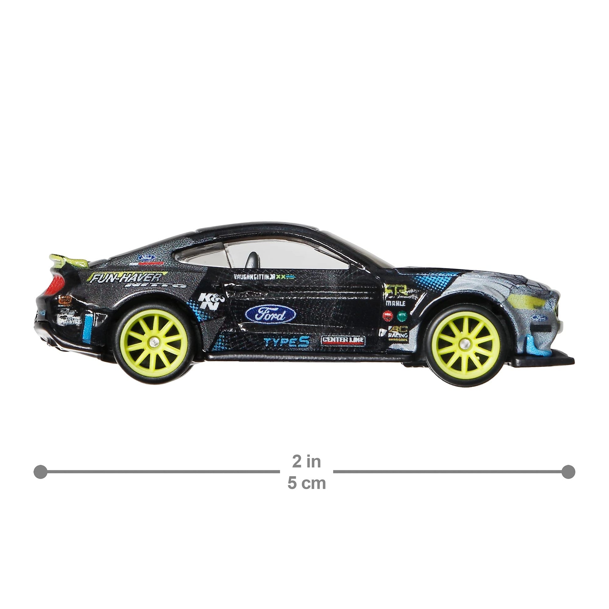 Hot Wheels Car Culture Circuit Legends Vehicles for 3 Kids Years Old & Up, Premium Collection of Car Culture 1:64 Scale Vehicles