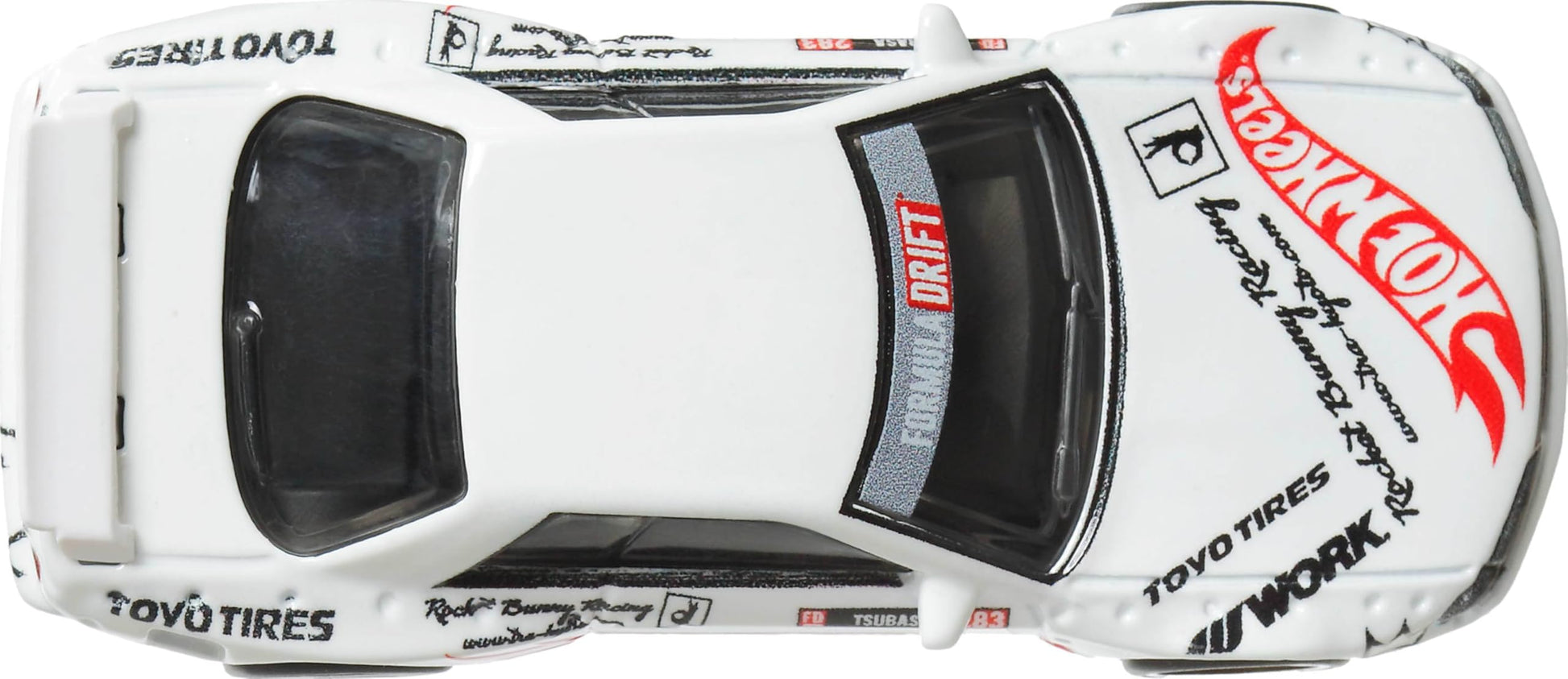 Hot Wheels Premium Car Culture Collectible Toy Car, 1:64 Scale Die-Cast Nissan Skyline GT-R (R32) Pandem, Modern Classics Vehicle with Real Riders