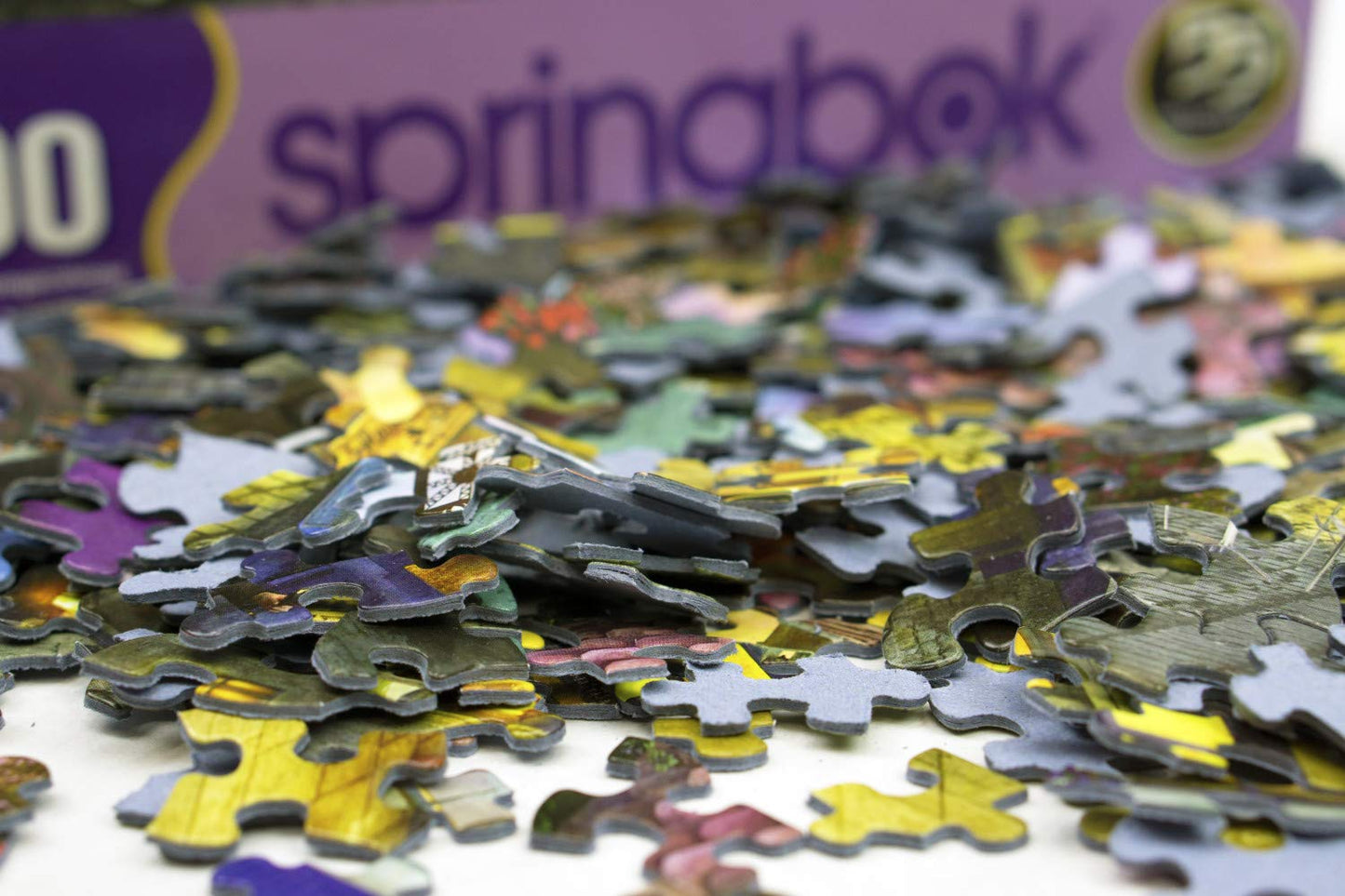Springbok's 1000 Piece Jigsaw Puzzle Lazy Creek Country Store - Made in USA