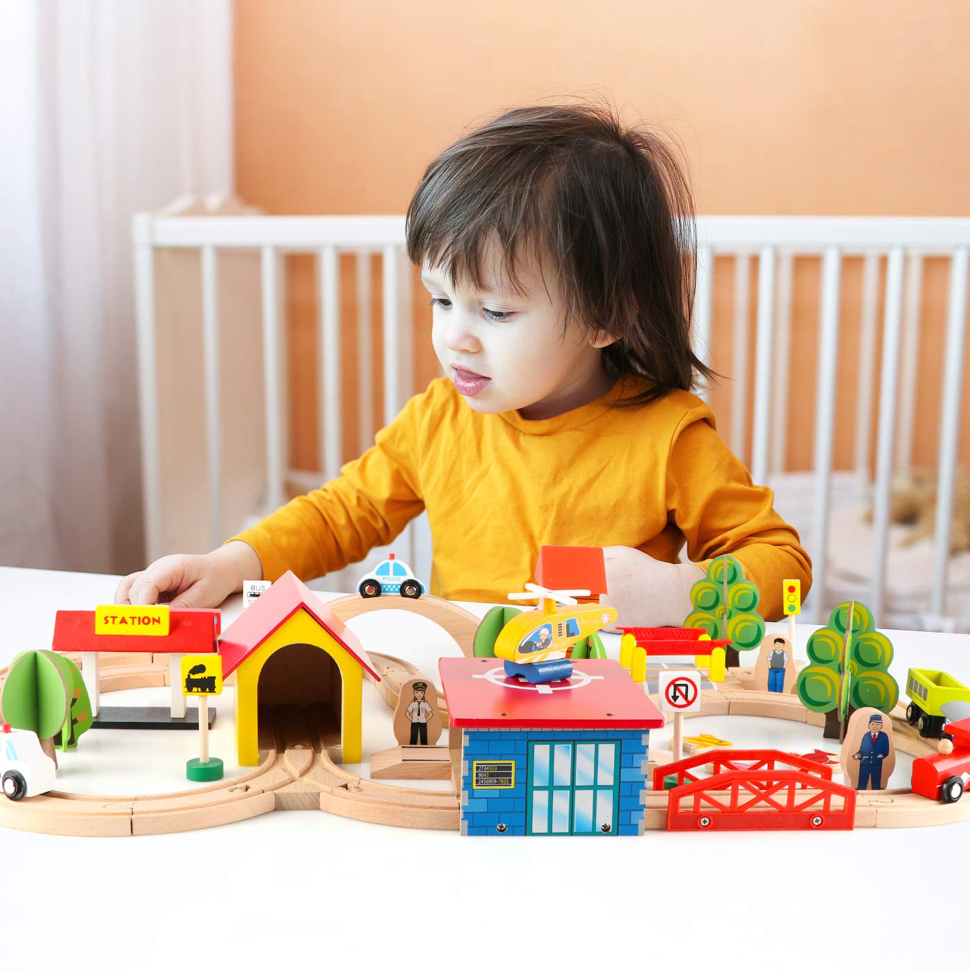 Qilay 69 PCS Wooden Train Set -Premium Wood Train Tracks & Trains Toys for Toddlers 3,4,5 Years Old, Expandable Train Toys Railway Kits for Girls