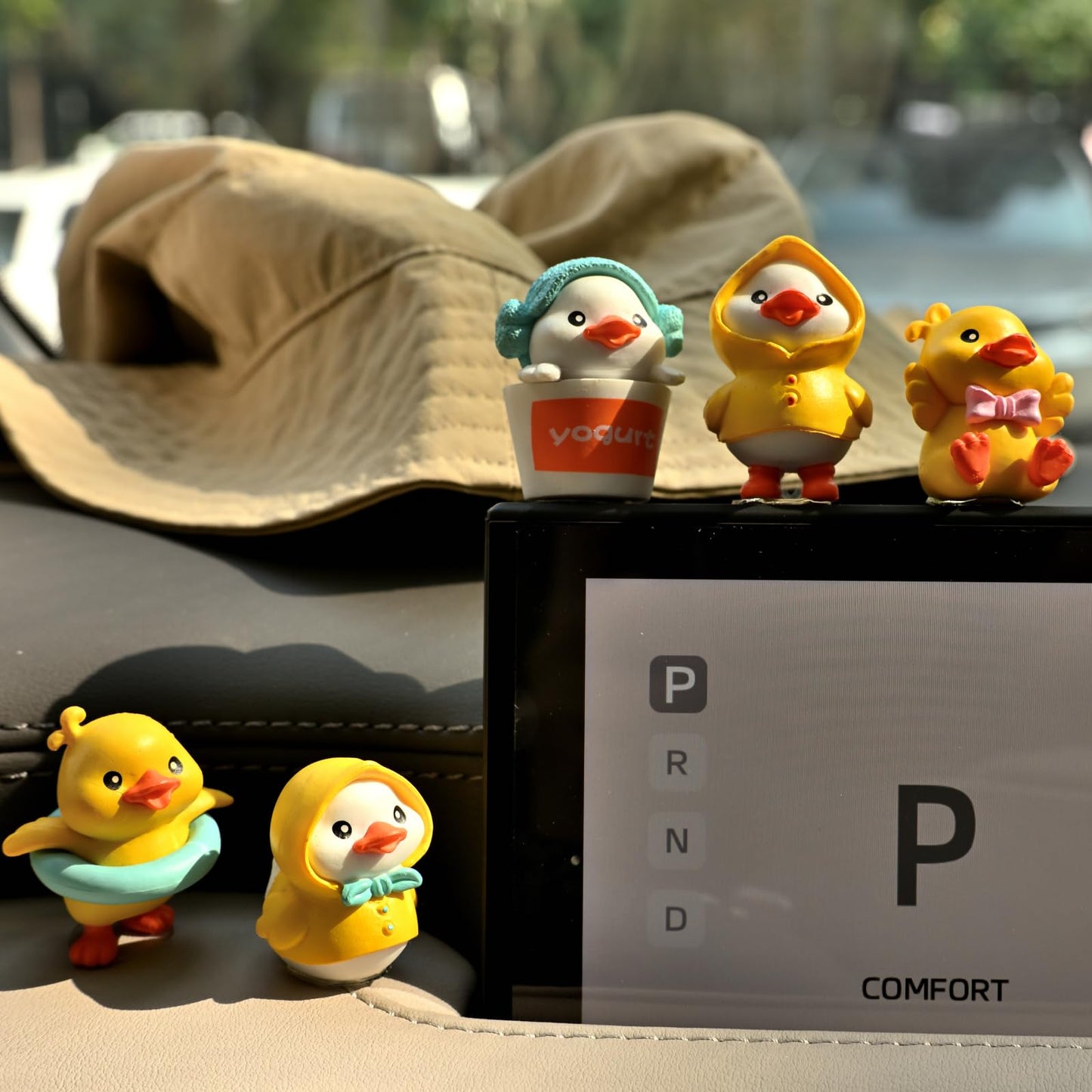 Geermolan 6 PCS Cute Mini Duck Car Accessories Interior Dashboard Decorations, Funny Duckling Home Party Decorations Fairy Garden Landscape Décor