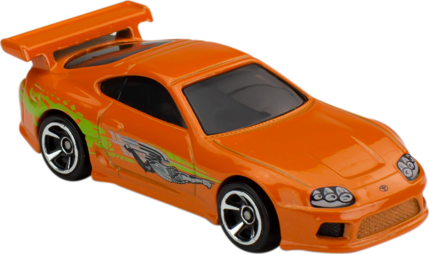 Hot Wheels Toy Cars 5-Pack, Set of 5 Fast & Furious Race & Drift Cars in 1:64 Scale with Exclusive Decos (Styles May Vary)