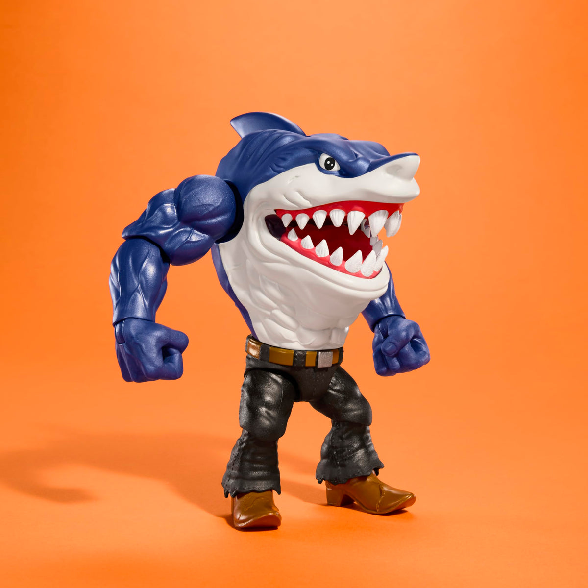 Mattel Street Sharks Action Figure with Bite & Punch Motion, Ripster Collectible Toy Inspired by 90s TV Half-Man Half-Shark Hero, 6-Inch