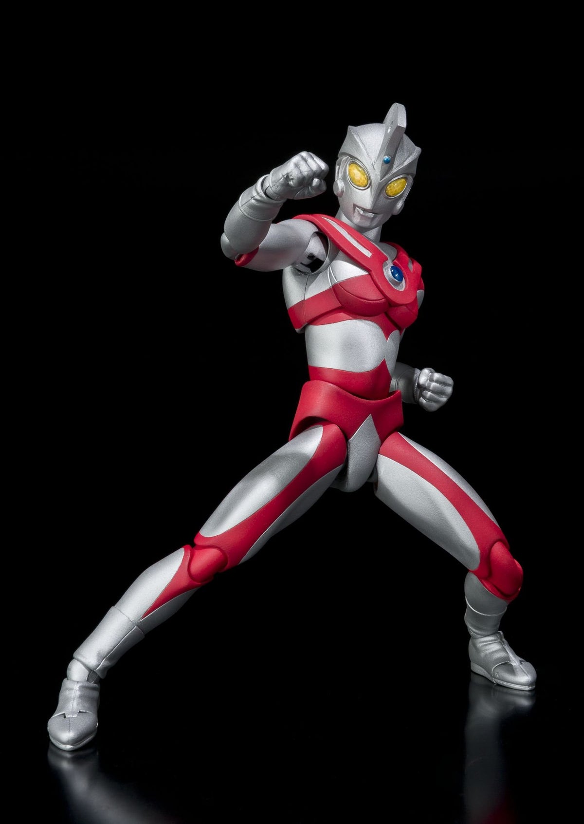 TAMASHII NATIONS Bandai Ultraman Ace Action Figure