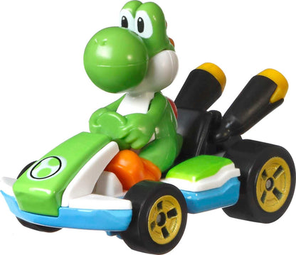 Hot Wheels Mario Kart Toy Vehicle, 1:64 Scale Die-Cast Replica with a Favorite Character, Optimized for Track Racing or Stunting (Styles May Vary)